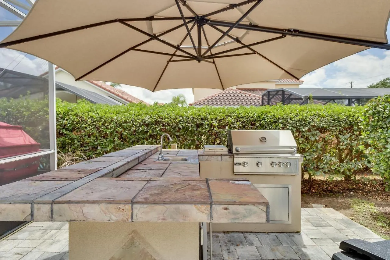 Spacious Villa Near Disney World Lanai With Pool! Davenport